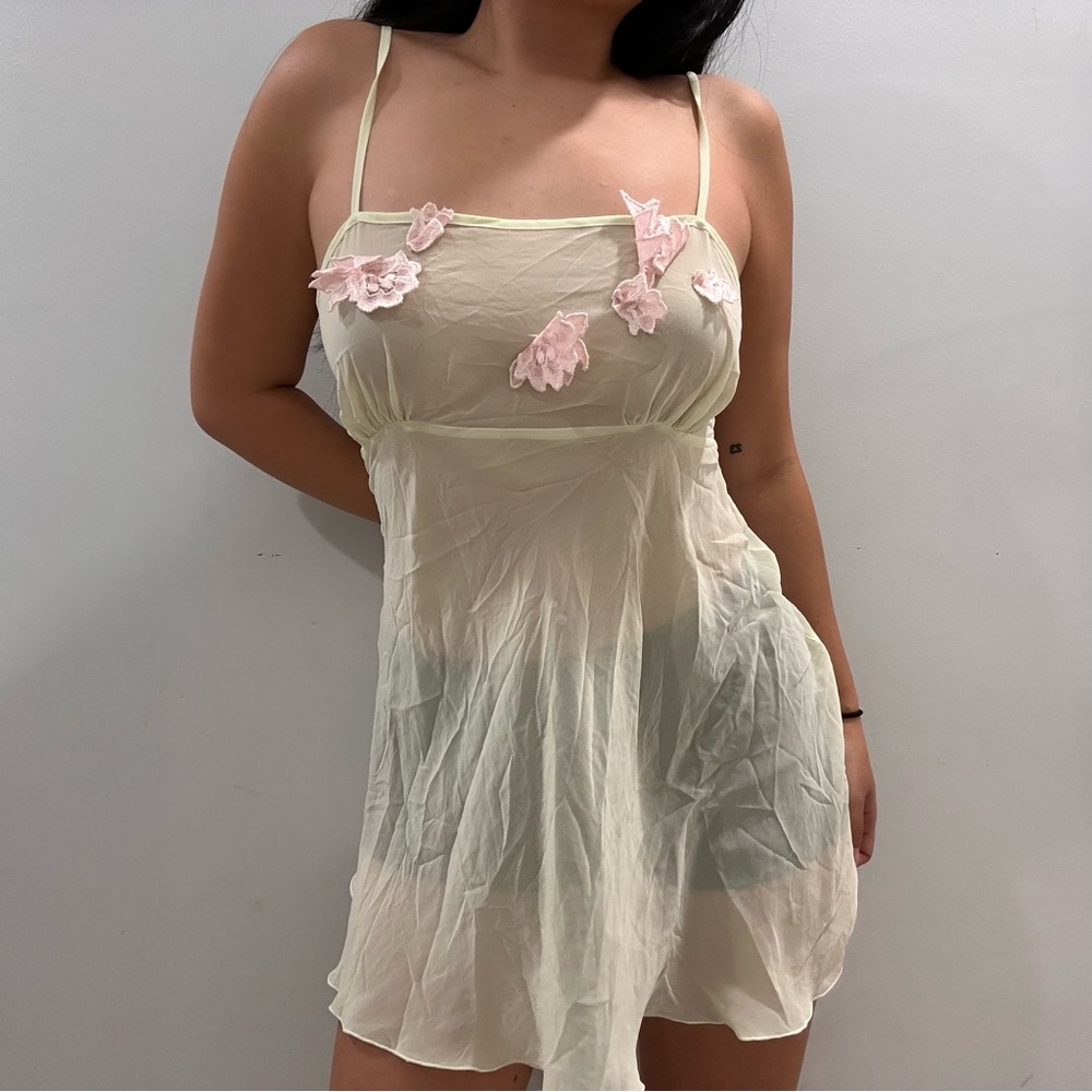 RARE DEADSTOCK 1997 Victoria’s Secret Floral Embroidered Babydoll Slip Dress